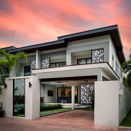 Serenity Jomtien Pool Villas Exterior photo